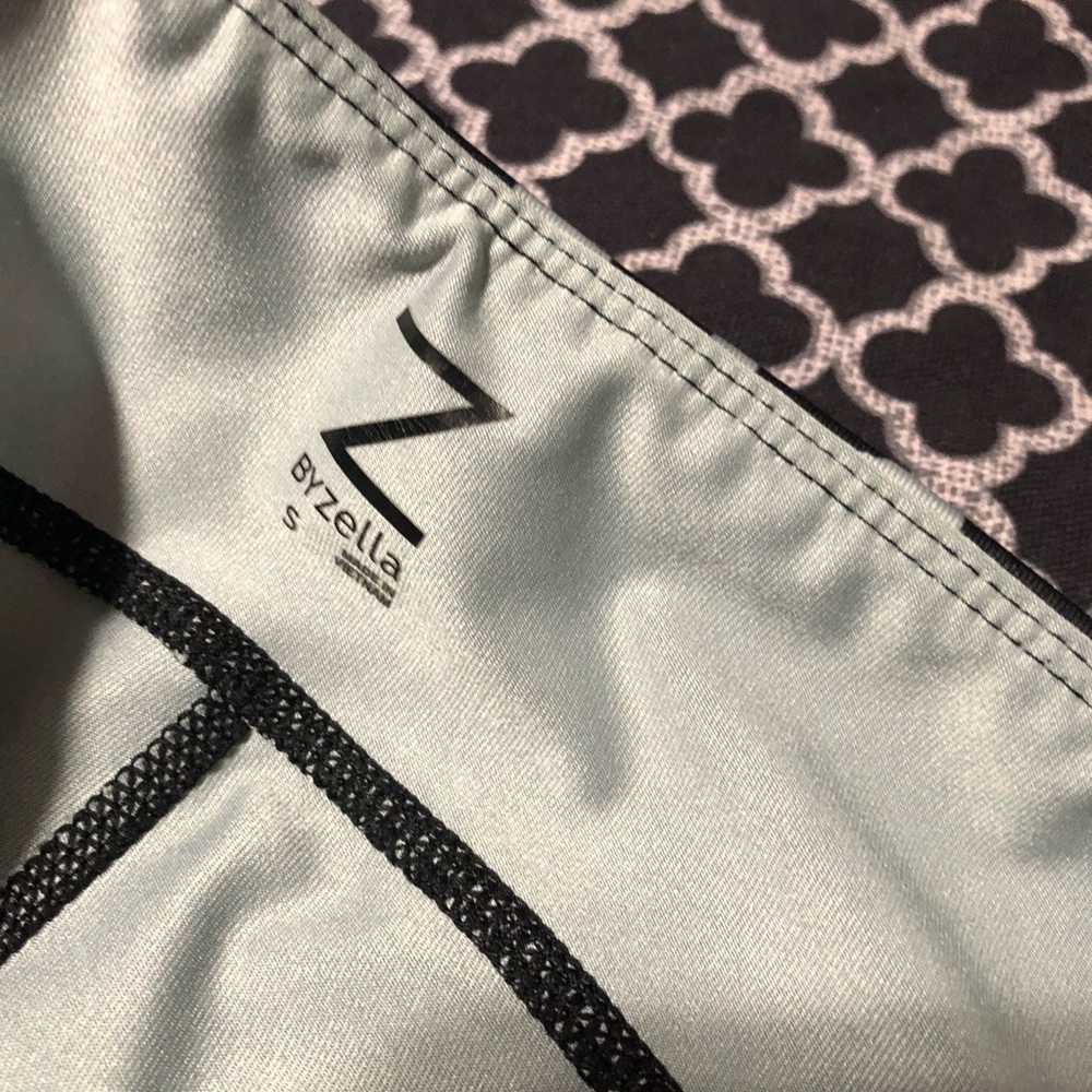 Z By ZELLA Cheetah Animal Print Cropped Leggings M